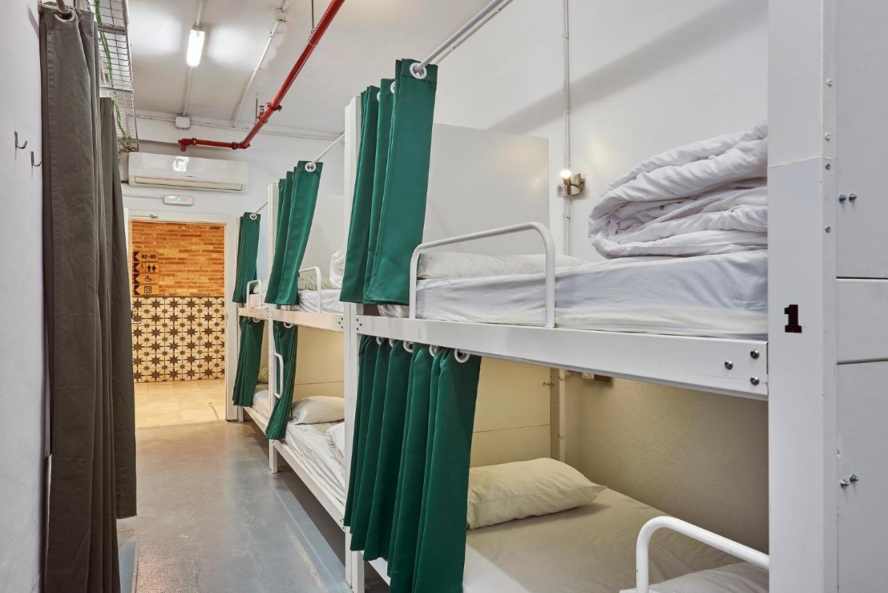 Hola Collblanc Hostal